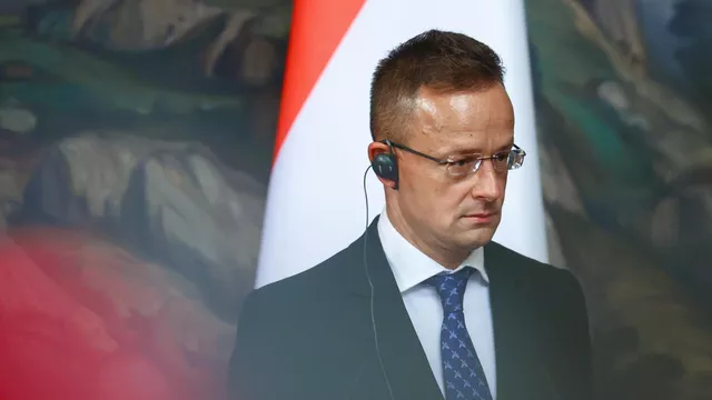 Глава МИД Венгрии резко осадил американского посла