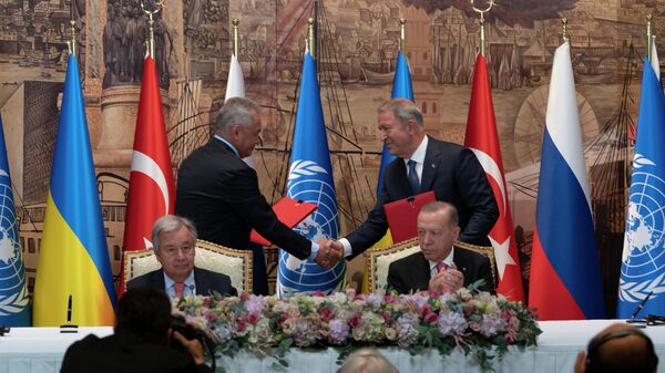 Подписание торговой сделки в Стамбуле