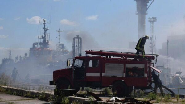 Ликвидация пожара в порту Одессы 