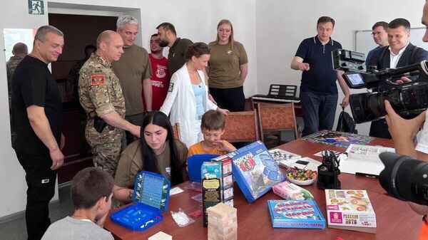 Единая Россия открыла первый досуговый детский центр в Купянске