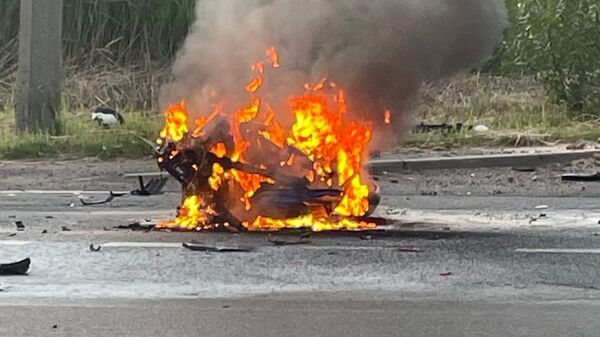 Мотоцикл сгорел ТП на Колпинском шоссе в Санкт-Петербурге