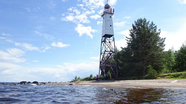 Памятник природы Щелейки, маяк Самбой на Онежском озере