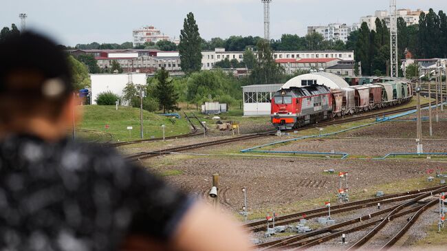 Поезд прибывает в Калининград транзитом через Литву