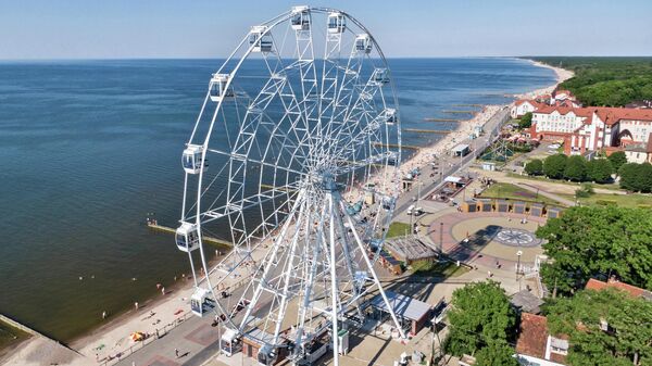 Колесо обозрения Глаз Балтики - новый аттракцион на побережье города Зеленоградска