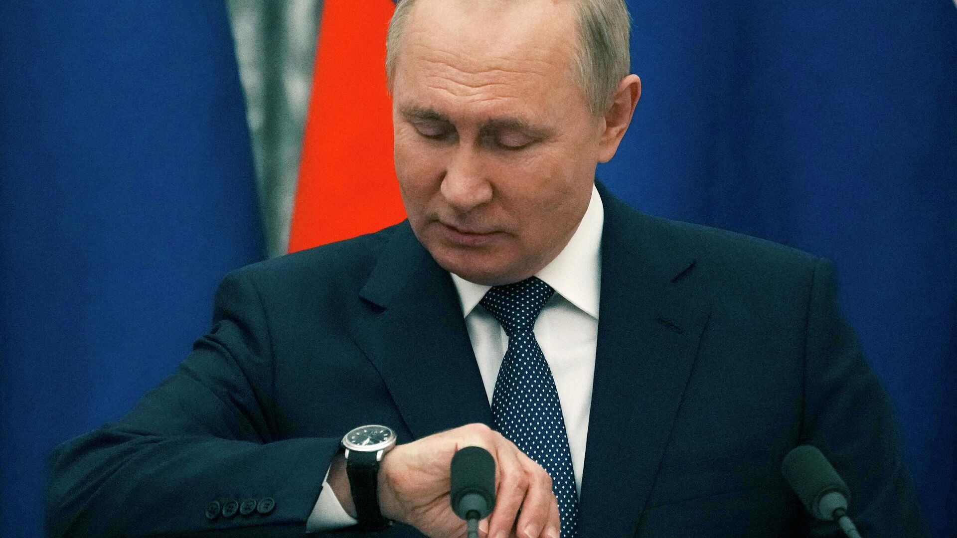 Часы Путина 2022