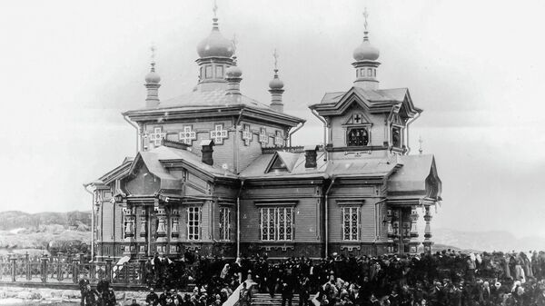 Открытие Александровска. Выход из церкви великого князя Владимира, 6 июля (24 июня) 1899 года
