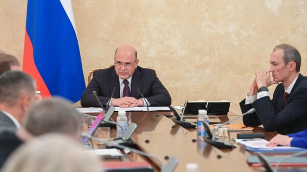 Председатель правительства РФ Михаил Мишустин проводит совещание с вице-премьерами