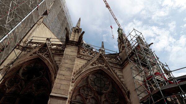 Реконструкция собора Парижской Богоматери после пожара 
