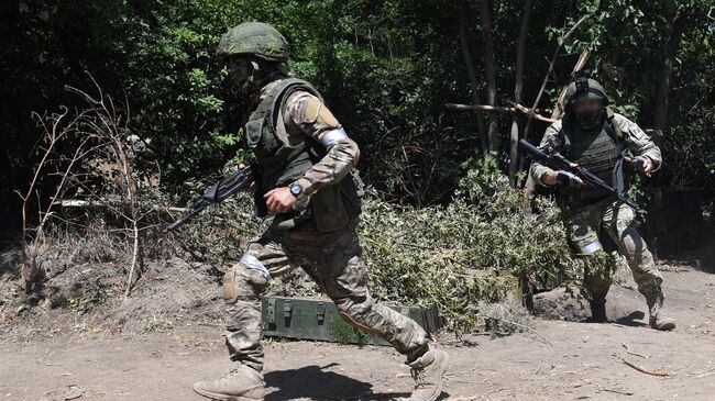 Военнослужащие десантной противотанковой батареи ВДВ на южном направлении специальной военной операции на Украине