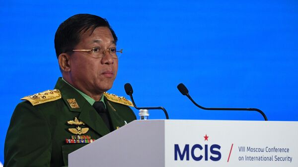 Военный лидер Мьянмы, председатель Государственного административного совета и главнокомандующий вооруженными силами Мин Аун Хлайн