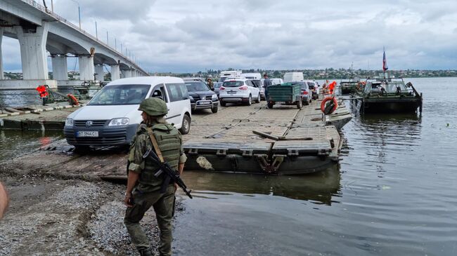 Понтонная переправа в Херсоне