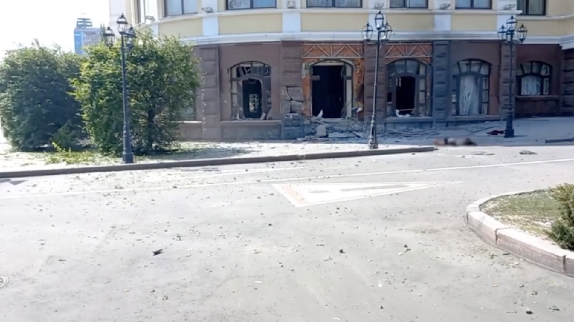Последствия артиллерийского обстрела Донецка со стороны ВСУ. 4 августа 2022 - РИА Новости, 1920, 04.08.2022