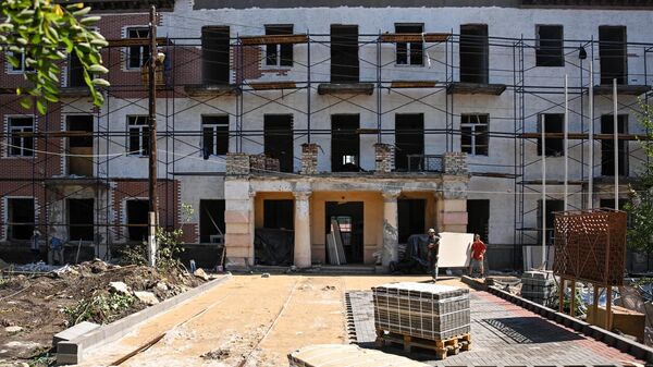 Восстановление здания общежития СМЭУ в Волновахе