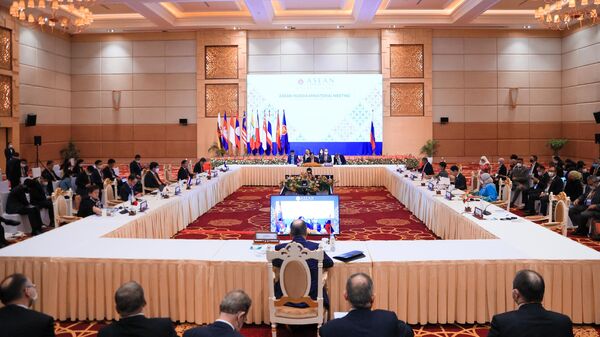 На встрече глав внешнеполитических ведомств в форматах Россия-АСЕАН, Восточноазиатского саммита (ВАС) и Регионального форума АСЕАН по безопасности (АРФ) в Пномпене