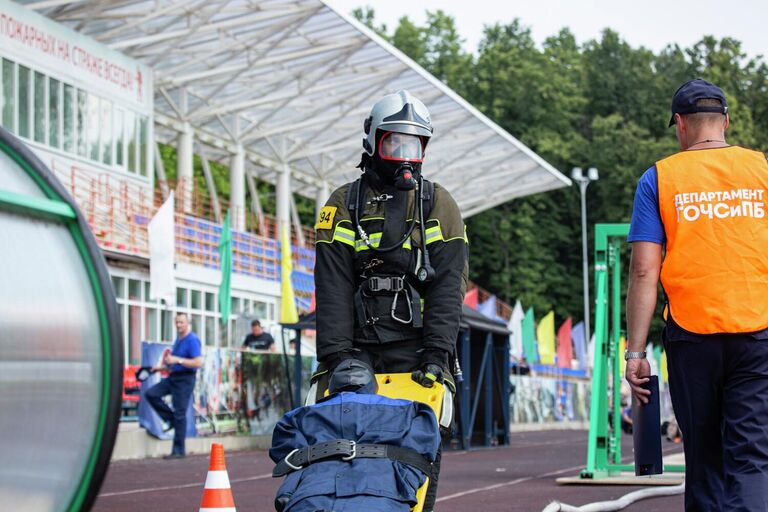 Городской конкурс среди пожарных и спасателей Пожарный Олимп