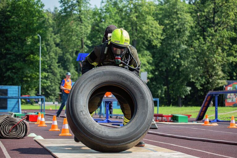 Городской конкурс среди пожарных и спасателей Пожарный Олимп