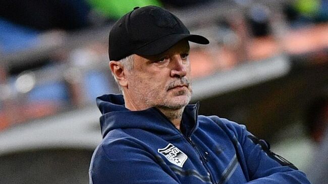 Российский тренер Игорь Шалимов