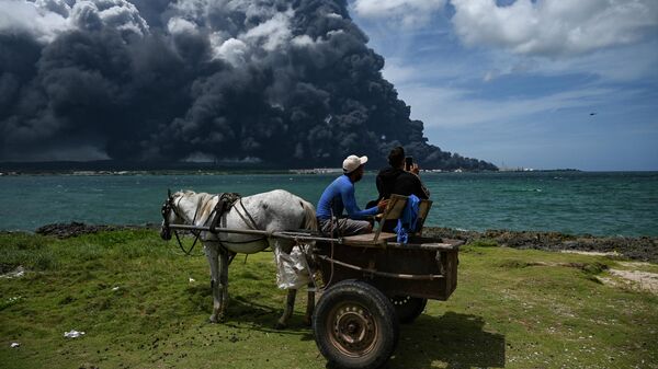 Пожар на нефтехранилище в провинции Матансас, Куба