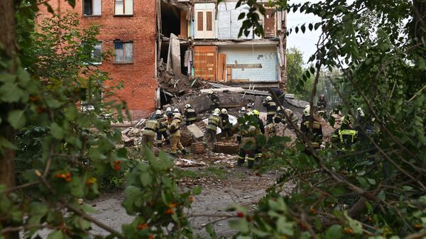 Обрушение жилого дома в Омске