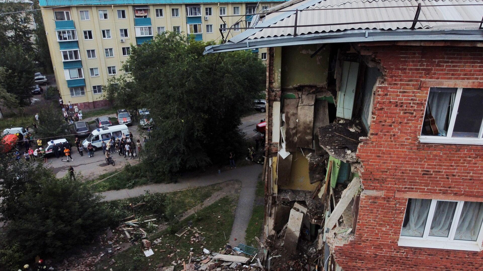 Место частичного обрушения жилого дома в Омске - РИА Новости, 1920, 15.08.2022