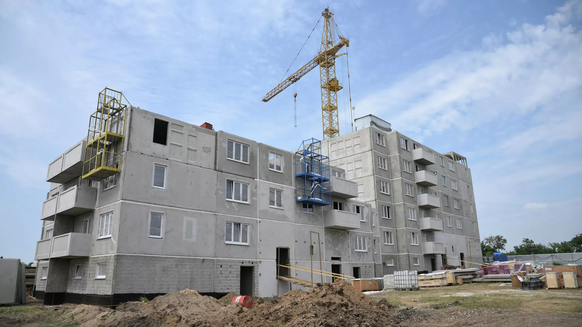 Строительство нового жилого дома на Проспекте Мира в Мариуполе - РИА Новости, 1920, 20.08.2022