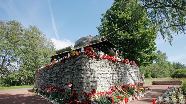 Памятник танку Т-34 в городе Нарва