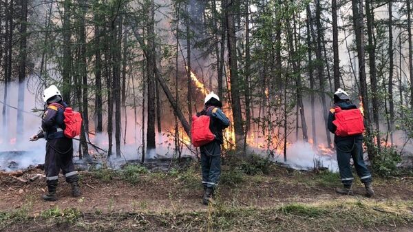 Ликвидация лесного пожара на территории Якутии