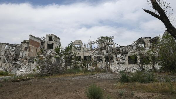 Школа, разрушенная в результате боевых действий в селе Александровка Херсонской области
