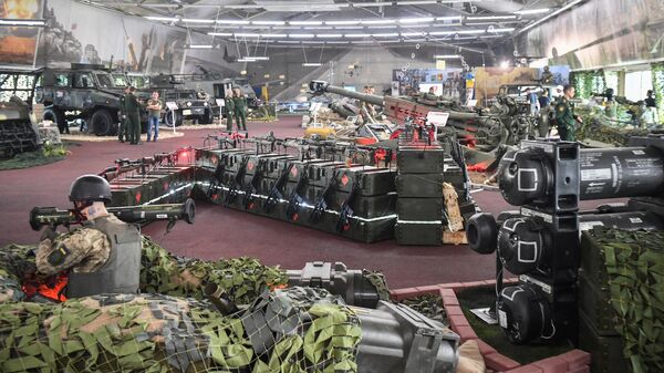 Оружие ВСУ, захваченное в ходе спецоперации на Украине, на выставке в рамках Международного военно-технического форума Армия-2022