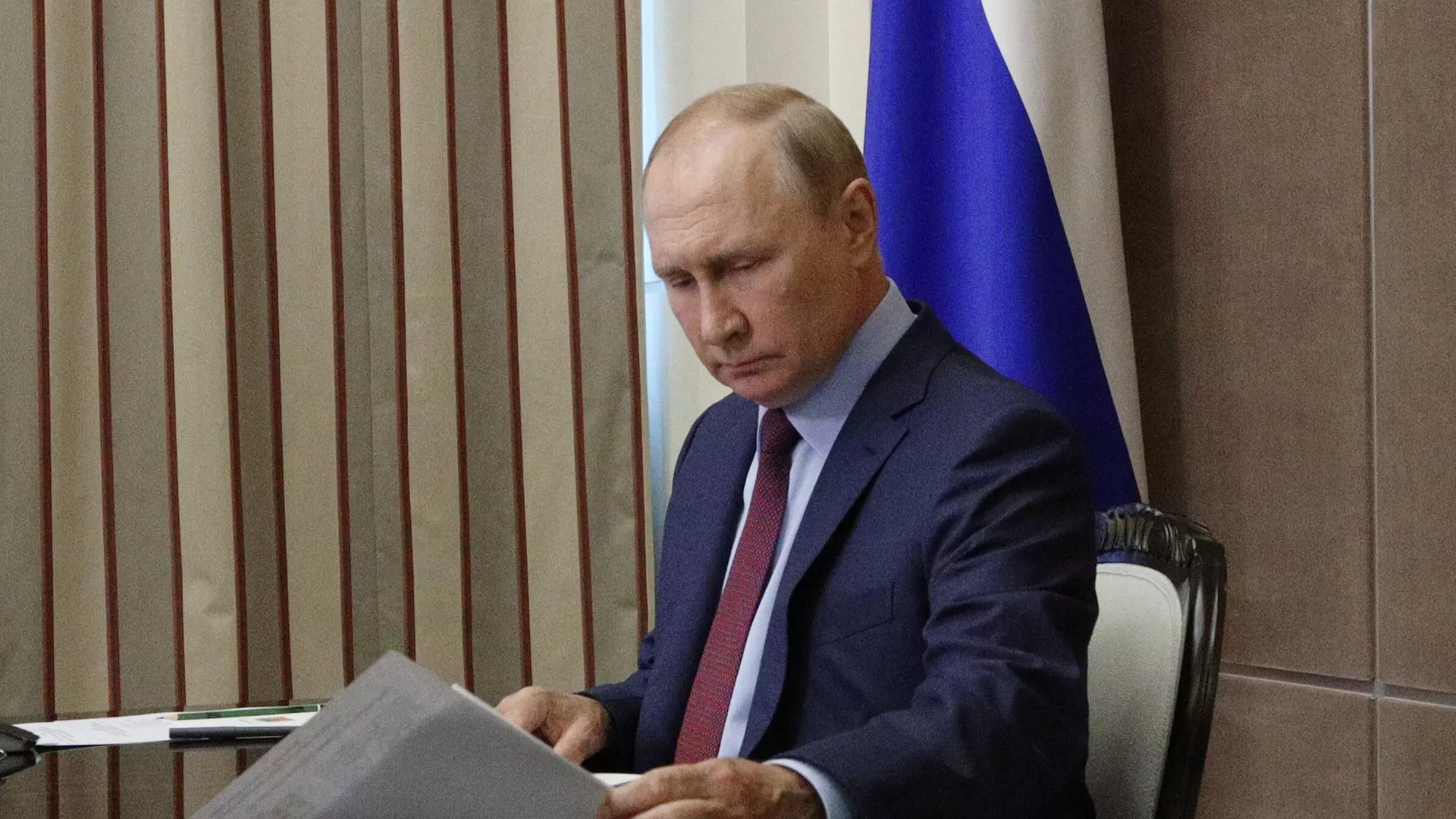 Путин подписал указ о выплатах переселенцам из ДНР, ЛНР и с Украины