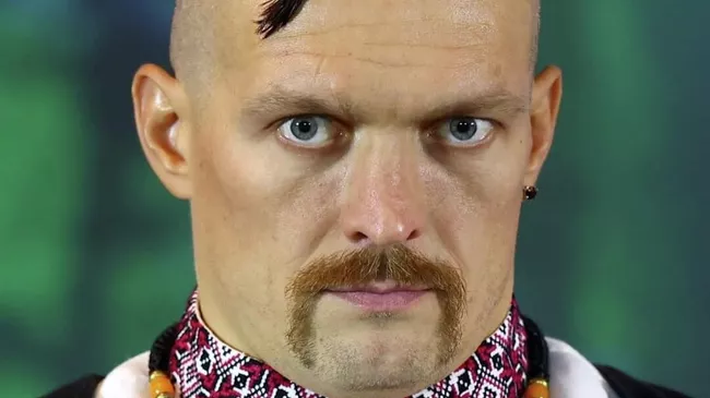 Александр Усик