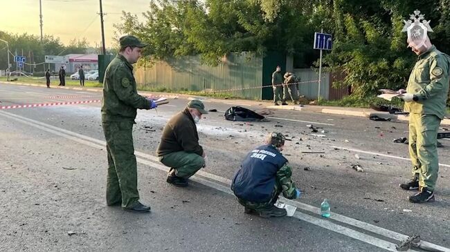 На месте подрыва в Подмосковье автомобиля журналиста и политолога Дарьи Дугиной