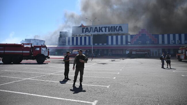 ТЦ Галактика после обстрела ВСУ