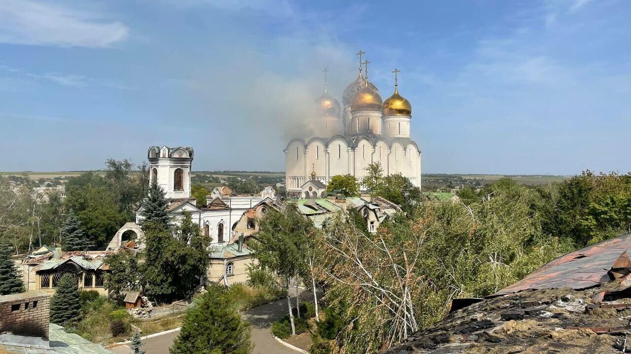 Обстрел Успенского храма Свято-успенского Николо-Васильевского монастыря в селе Никольское - РИА Новости, 1920, 25.08.2022