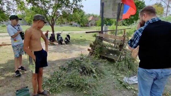 Импровизированные детские блокпосты на освобождённых территориях Украины