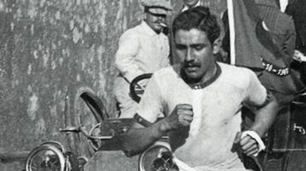 Португальский марафонец Франсишку Лазару.