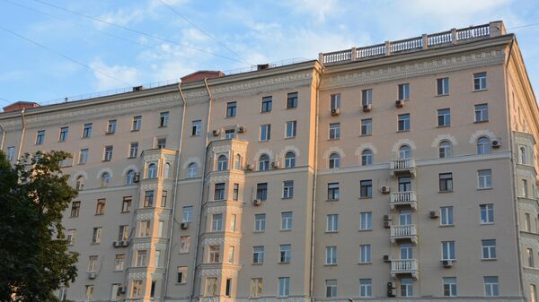 Дом в неоклассическом стиле на проспекте Мира в Москве