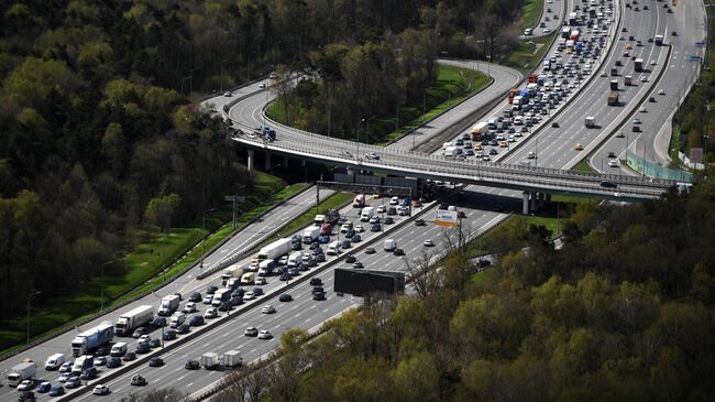 Автомобильное движение на Московской кольцевой автомобильной дороге