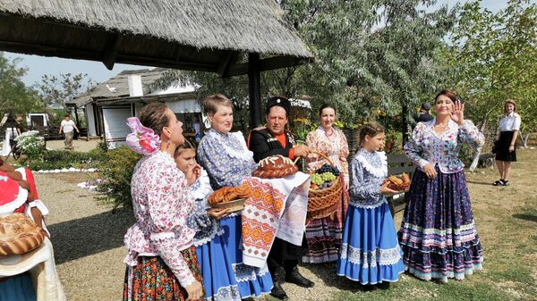 Кубанские казаки в этнографическом парке Атамань