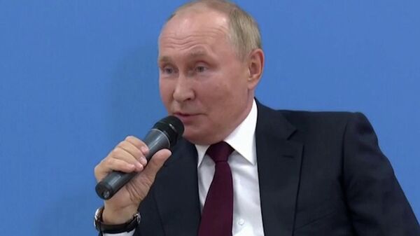 Я аж рот открыл – Путин о своей реакции на рассказ о преподавании истории на Украине
