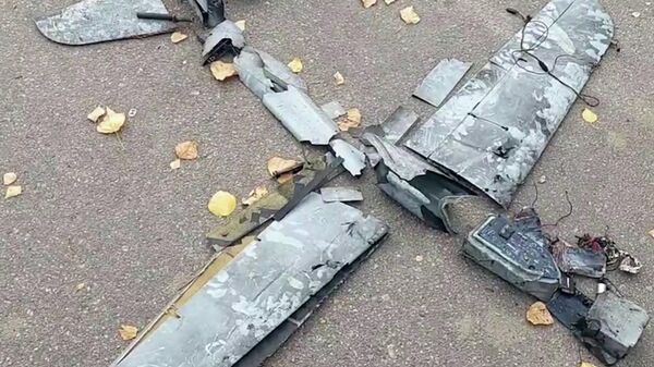 Обломки дрона-камикадзе, пробившего крышу на территории Запорожской АЭС