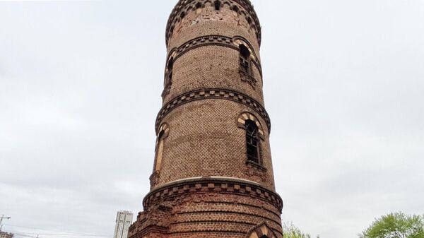 Водоемная башня в 1-м Павелецком проезде в Москве