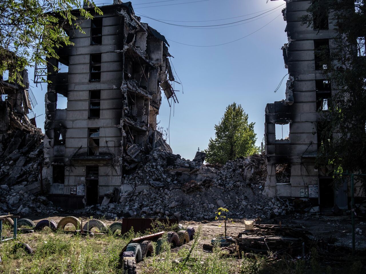 В Северодонецкой агломерации нашли останки около двух тысяч мирных жителей  - РИА Новости, 12.12.2022