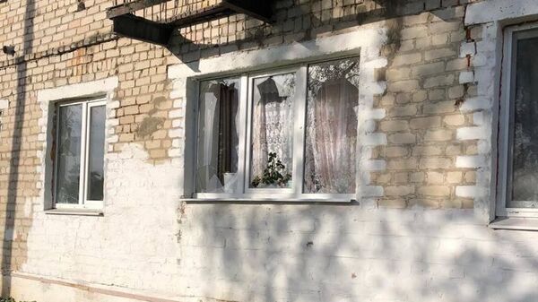 Последствия обстрела села в Брянской области. Архивное фото
