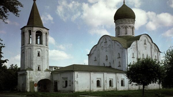 Церковь Феодора Стратилата на Ручью (XIV век) в Великом Новгороде
