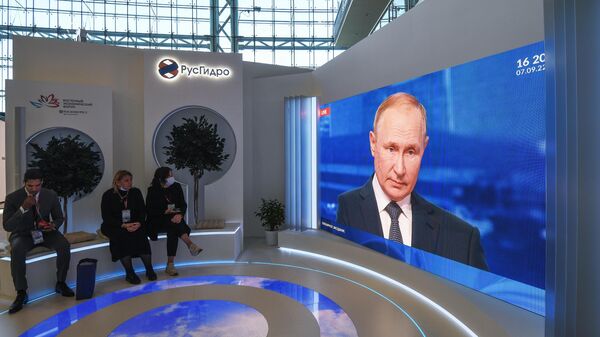 РАДИО_СПУТНИК: Выступление Путина на пленарном заседании ВЭФ-2022