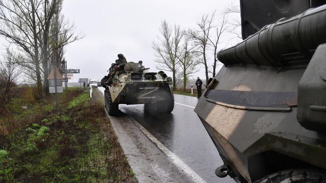 Российские военные на въезде в Купянск
