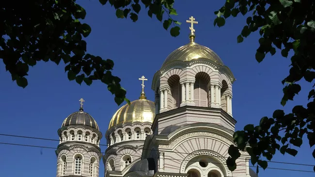 Рижский кафедральный собор Рождества Христова на улице Бривибас в Риге
