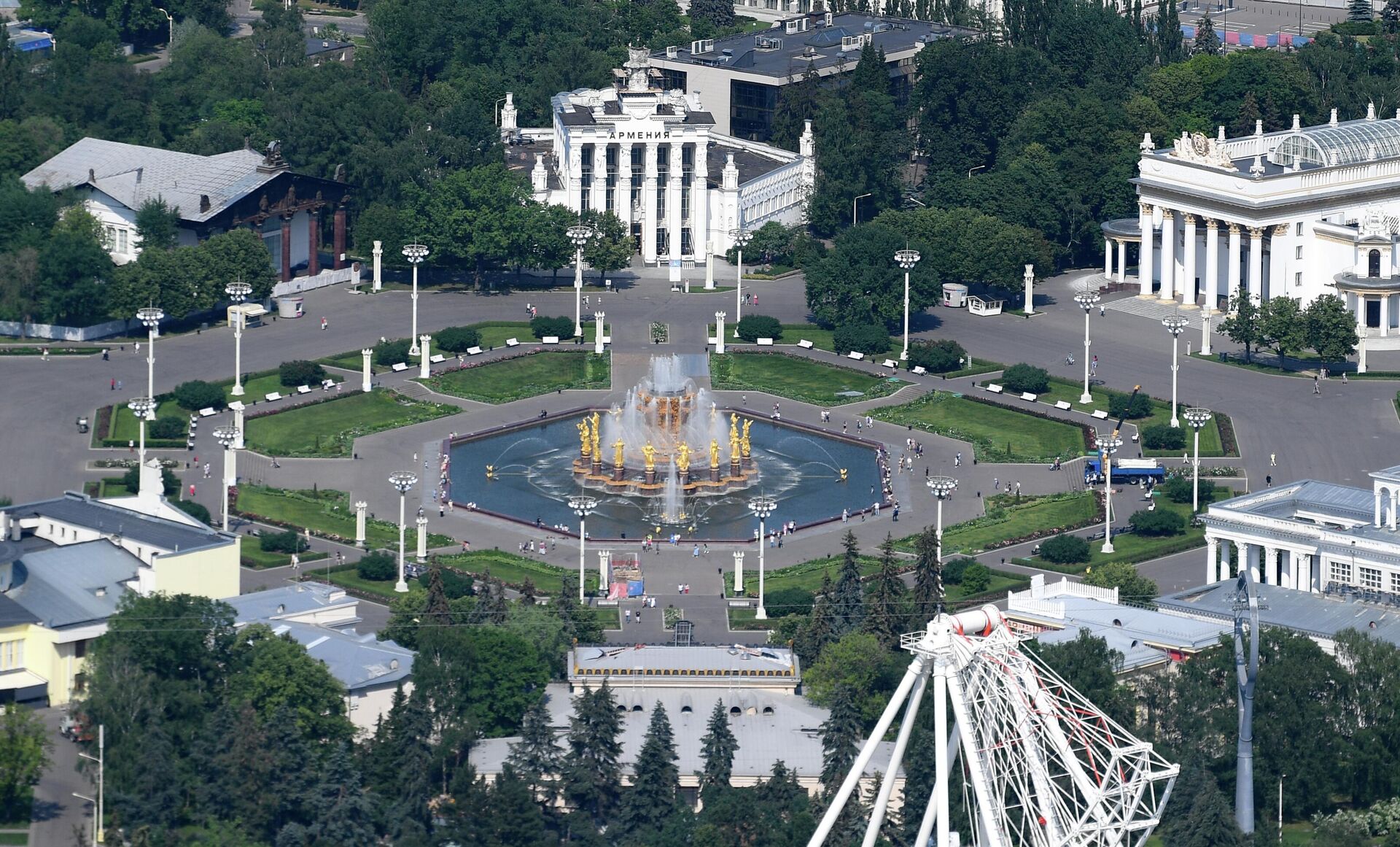 25 мая вднх. Центральная аллея ВДНХ. Grand Skate Tour ВДНХ. Смотровая площадка ВДНХ. ВДНХ сейчас.