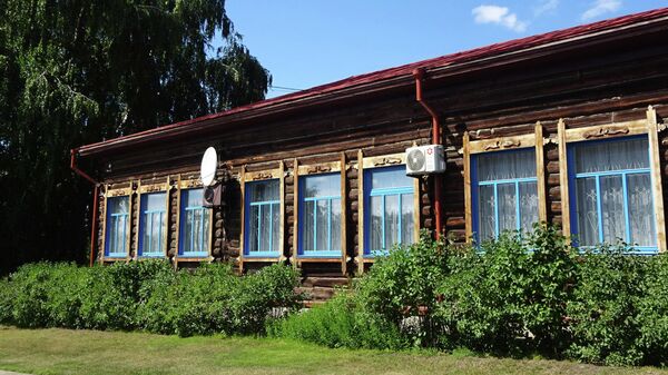 Сростки, музей Шукшина в здании школы, где он учился